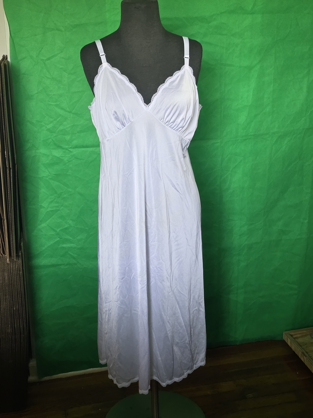 Shadowline Vintage Nylon Lace Trim Slip 34 White Made In USA Slip Dress